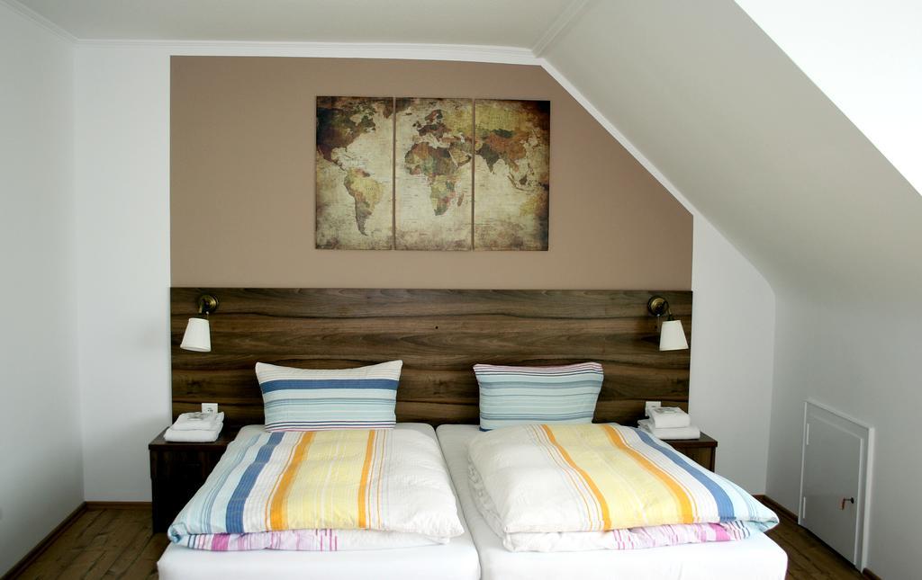 Hotel Zur Heidquelle Бремен Екстер'єр фото
